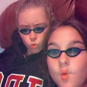 Meet your Posher, Léonie